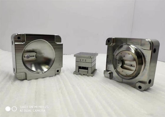 SKD11 SKD61 Basi per stampi TiCN Surface Automotive Componenti per stampi personalizzati